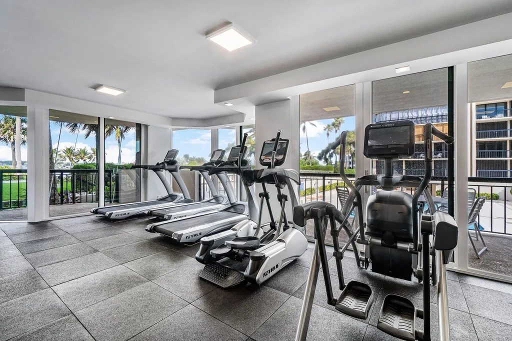 3140 S Ocean Boulevard Palm Beach FL 33480