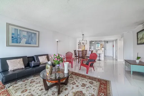 1660 NE 191st Street Miami FL 33179