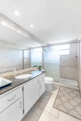 1660 NE 191st Street Miami FL 33179