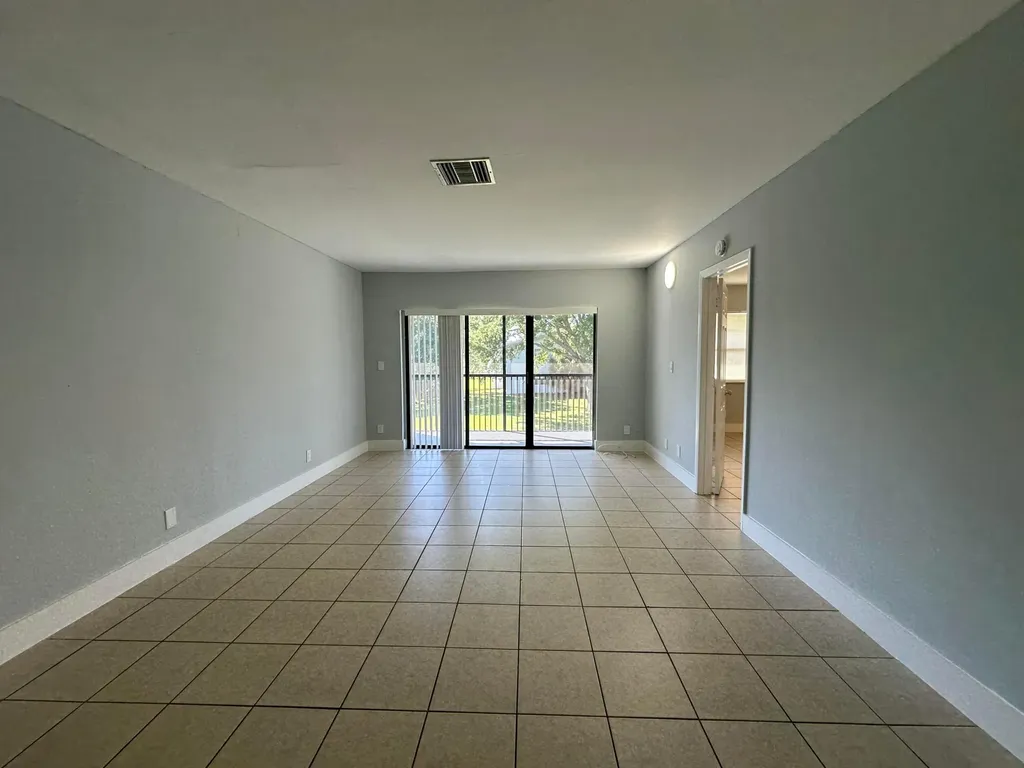 4773 Arjaro Drive West Palm Beach FL 33407