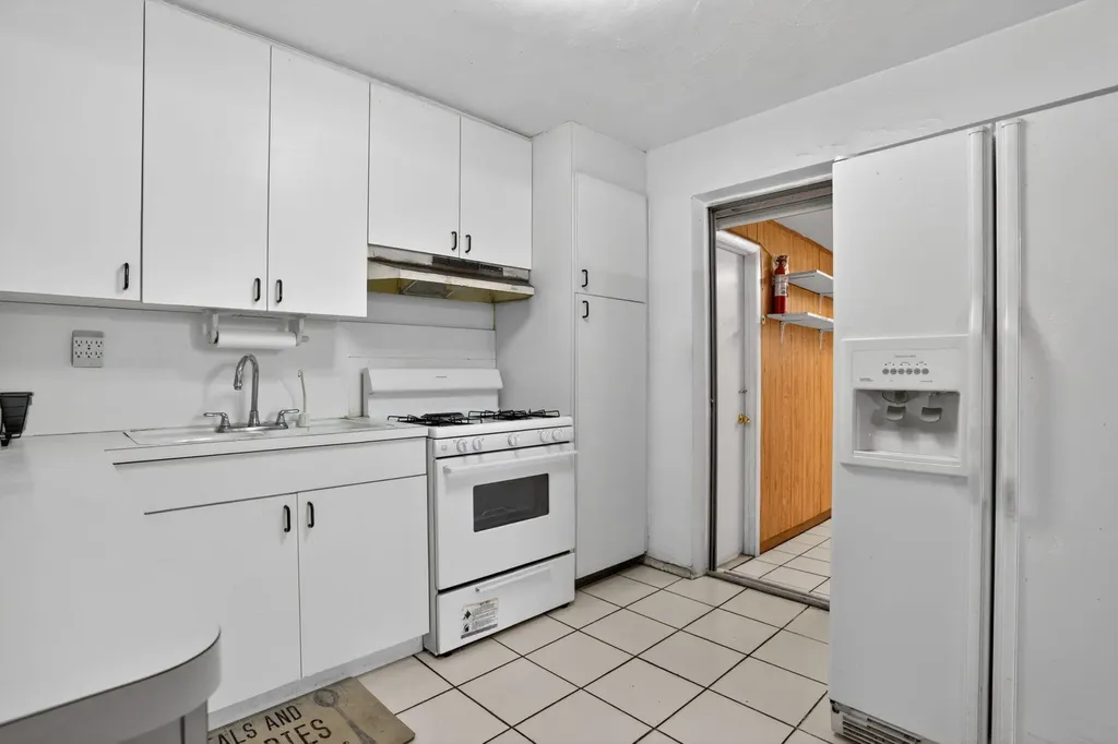 2411 NE 10th Terrace Pompano Beach FL 33064