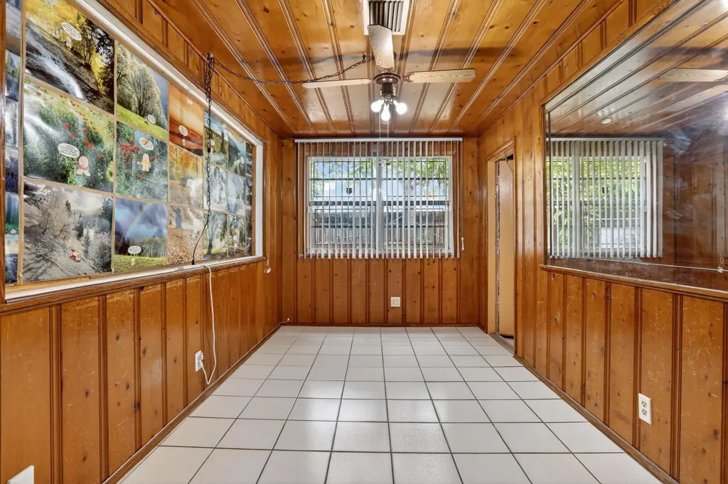 2411 NE 10th Terrace Pompano Beach FL 33064