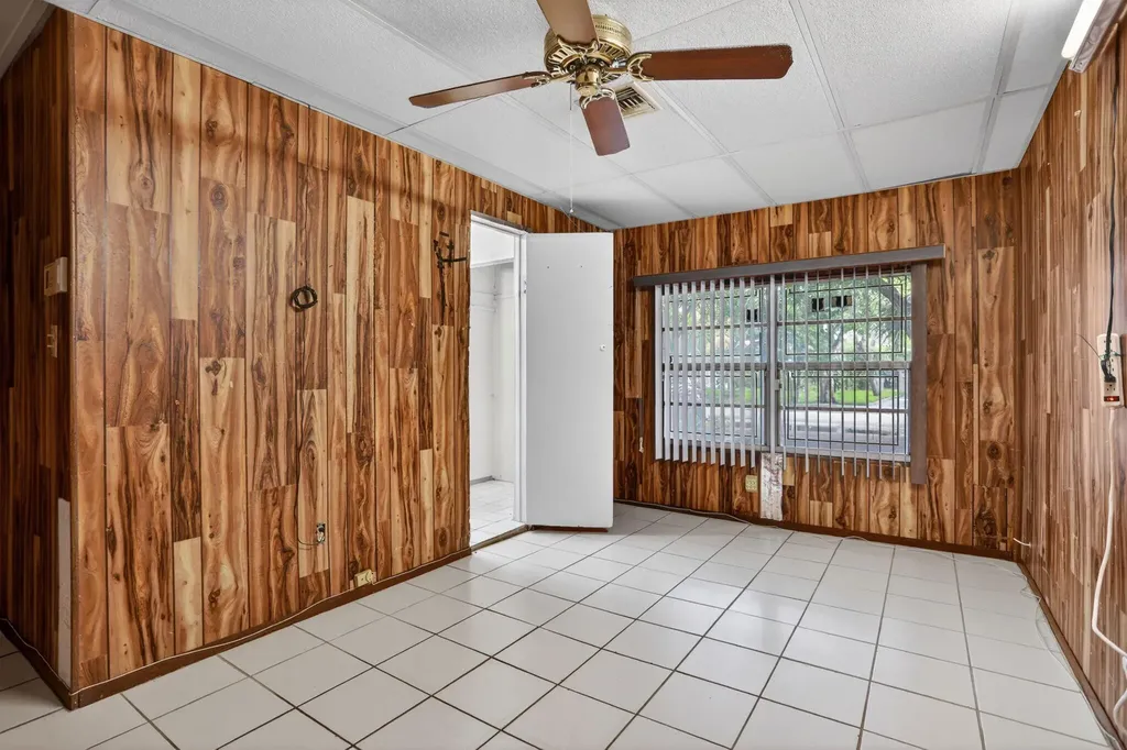 2411 NE 10th Terrace Pompano Beach FL 33064