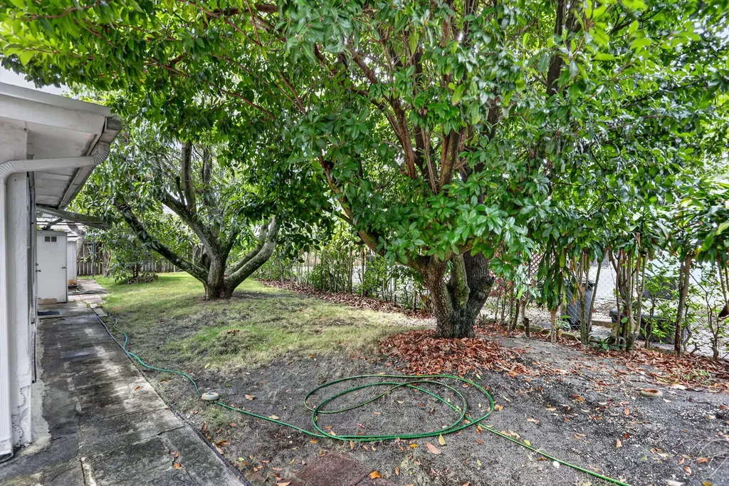 2411 NE 10th Terrace Pompano Beach FL 33064