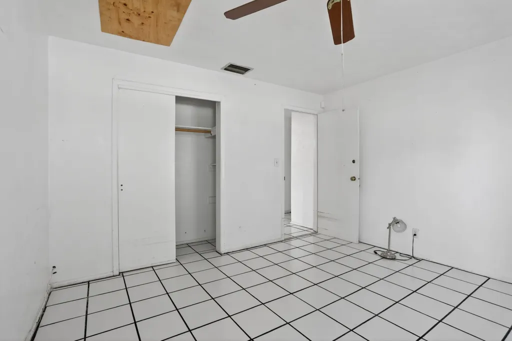 2411 NE 10th Terrace Pompano Beach FL 33064