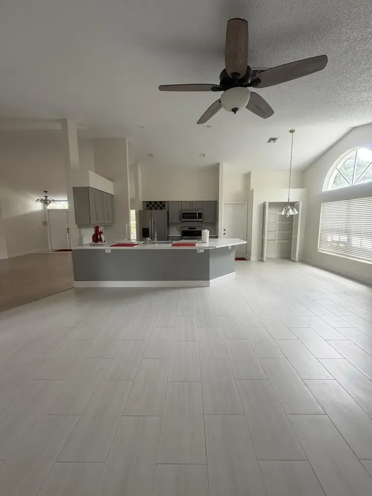 1401 Hideaway Bend Wellington FL 33414