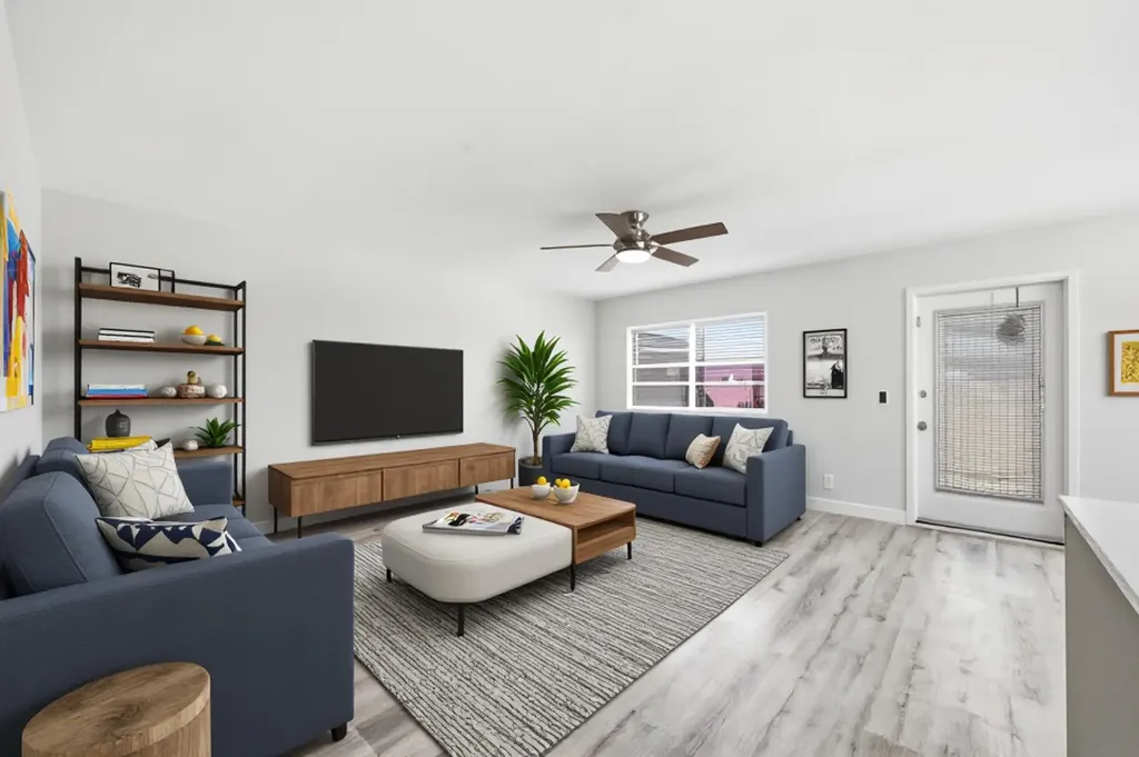 284 Flanders F Delray Beach FL 33484