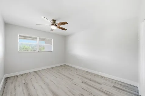 284 Flanders F Delray Beach FL 33484