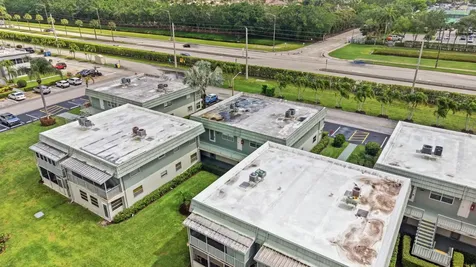 284 Flanders F Delray Beach FL 33484
