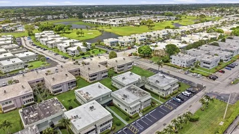 284 Flanders F Delray Beach FL 33484