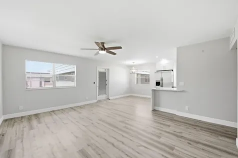 284 Flanders F Delray Beach FL 33484