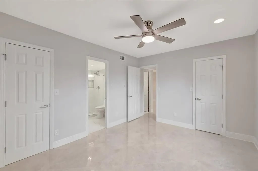 2400 NE 33rd Avenue Fort Lauderdale FL 33305