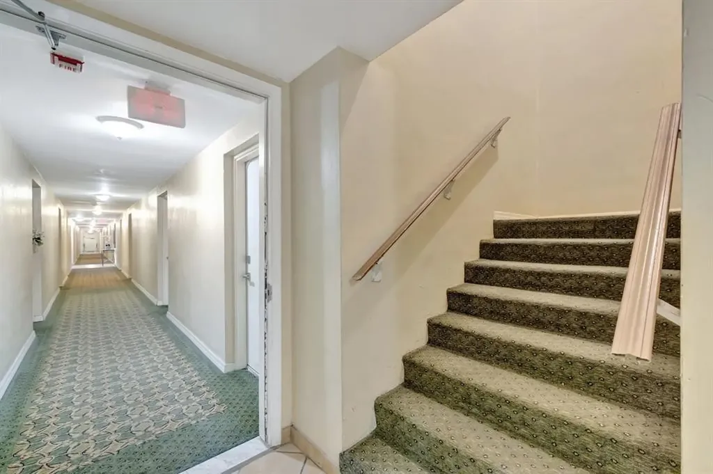 2400 NE 33rd Avenue Fort Lauderdale FL 33305