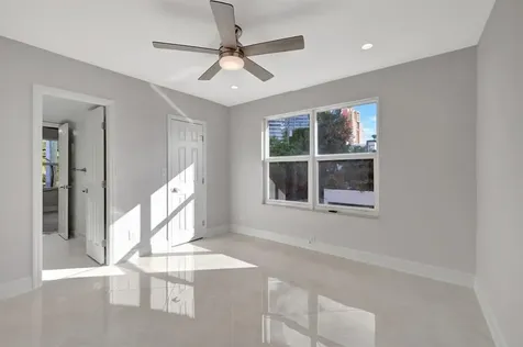 2400 NE 33rd Avenue Fort Lauderdale FL 33305