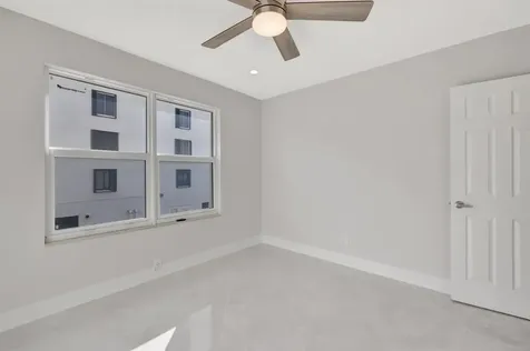 2400 NE 33rd Avenue Fort Lauderdale FL 33305