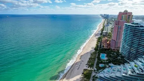 2400 NE 33rd Avenue Fort Lauderdale FL 33305