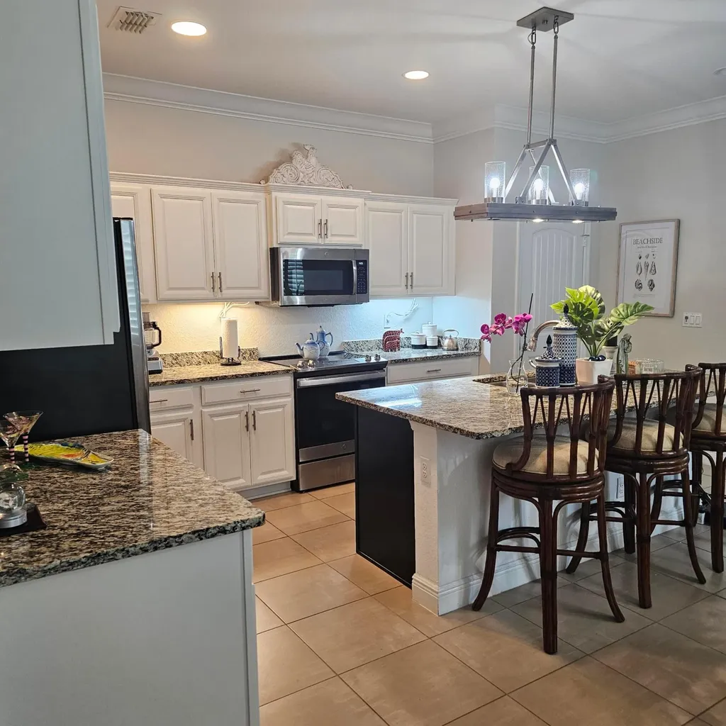 232 SE Via Visconti Port St Lucie FL 34952