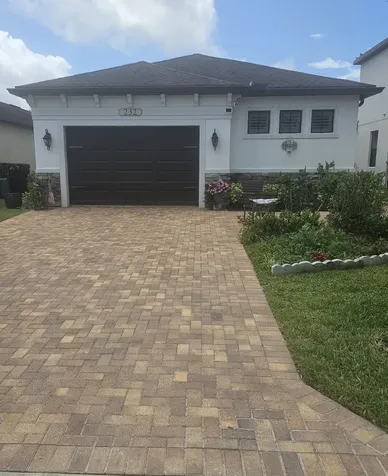 232 SE Via Visconti Port St Lucie FL 34952