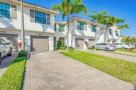 5007 Woods Edge Circle Riviera Beach FL 33410