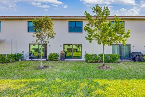 5007 Woods Edge Circle Riviera Beach FL 33410