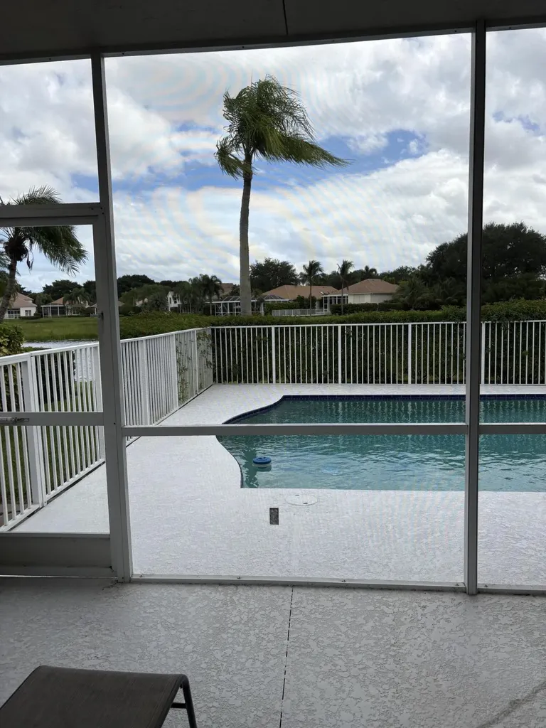 927 Augusta Pointe Drive Palm Beach Gardens FL 33418