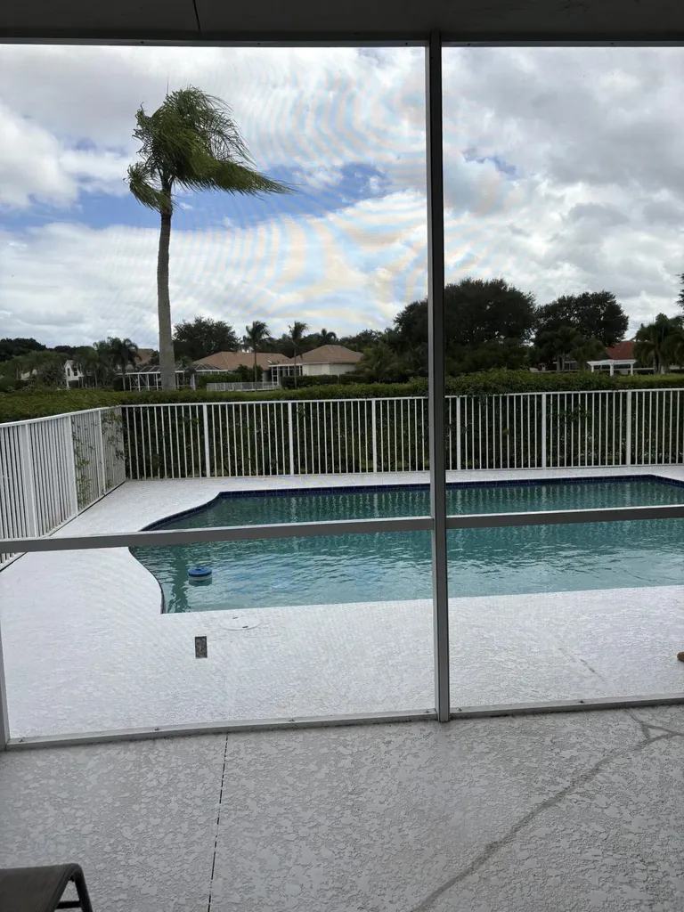 927 Augusta Pointe Drive Palm Beach Gardens FL 33418