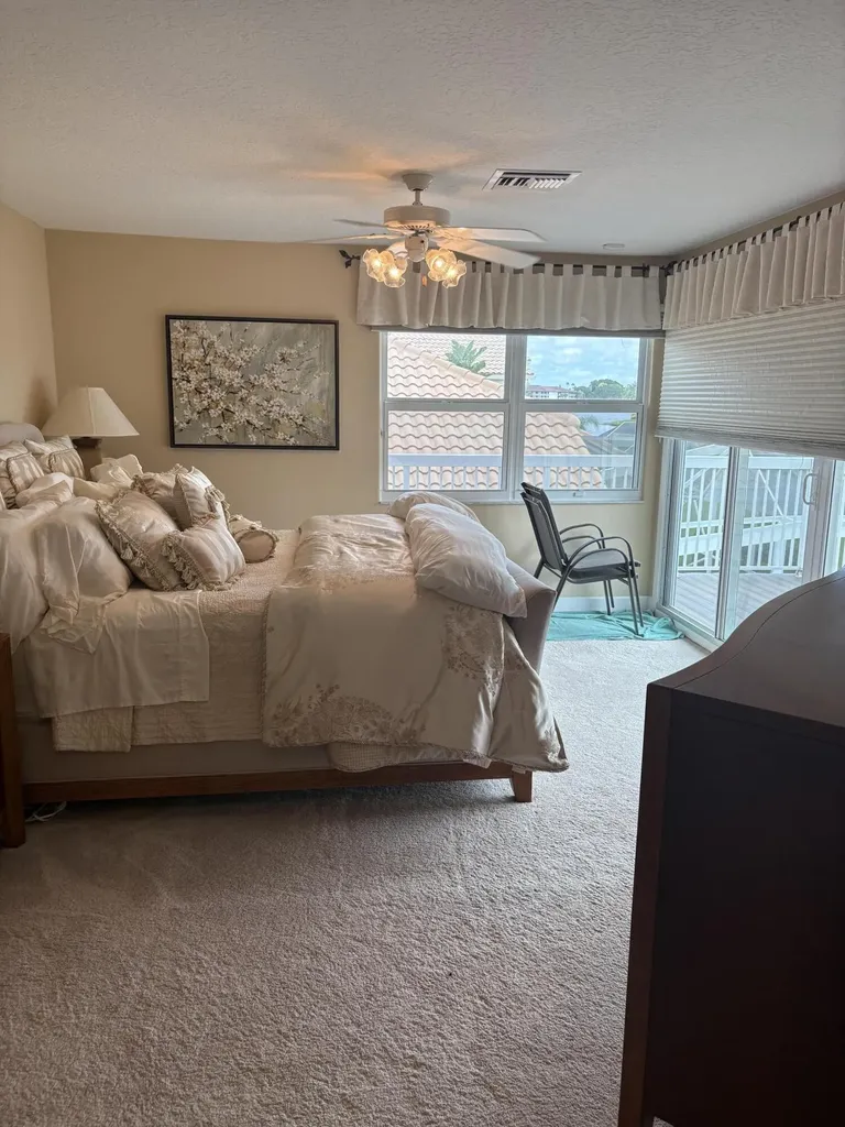 927 Augusta Pointe Drive Palm Beach Gardens FL 33418