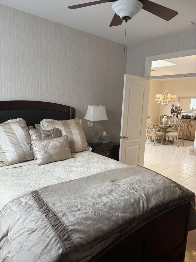 927 Augusta Pointe Drive Palm Beach Gardens FL 33418