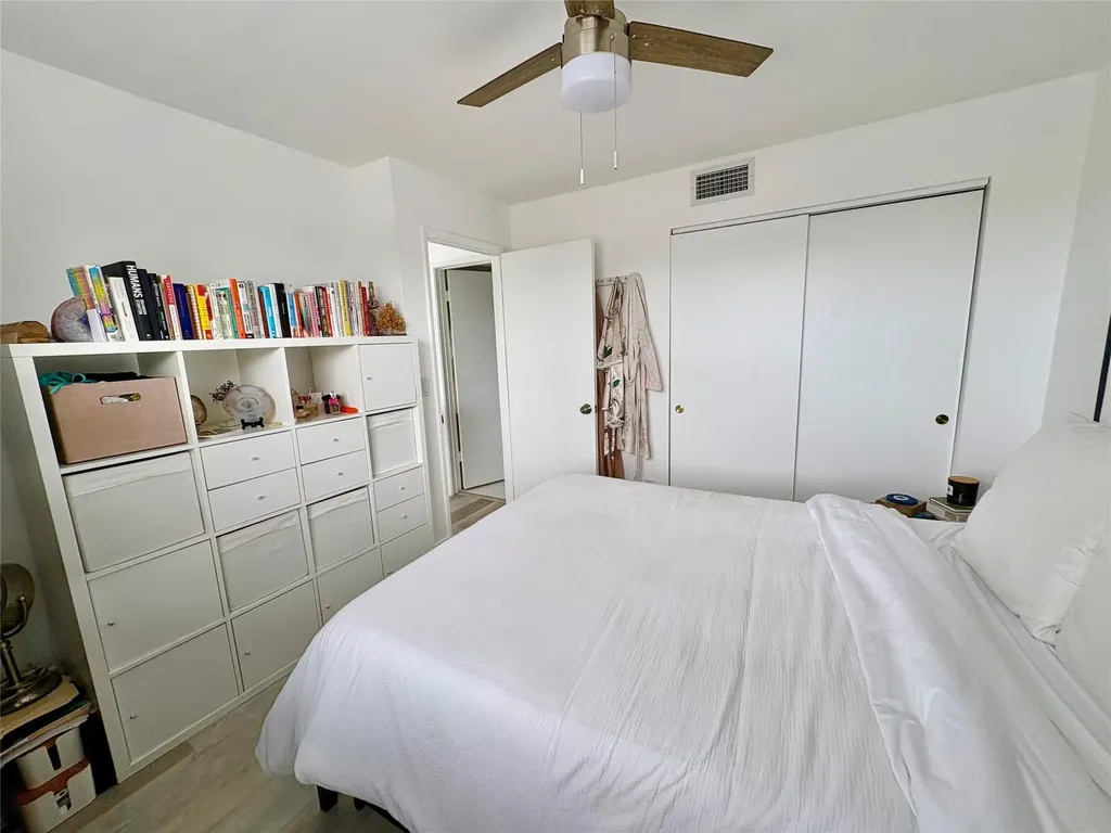 4832 Grapevine Way Davie FL 33331