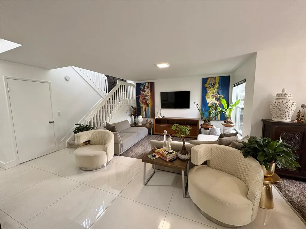 4832 Grapevine Way Davie FL 33331