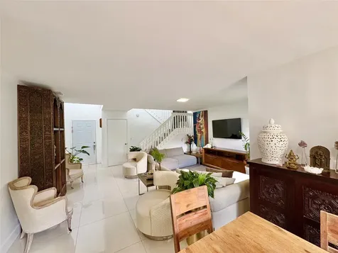 4832 Grapevine Way Davie FL 33331