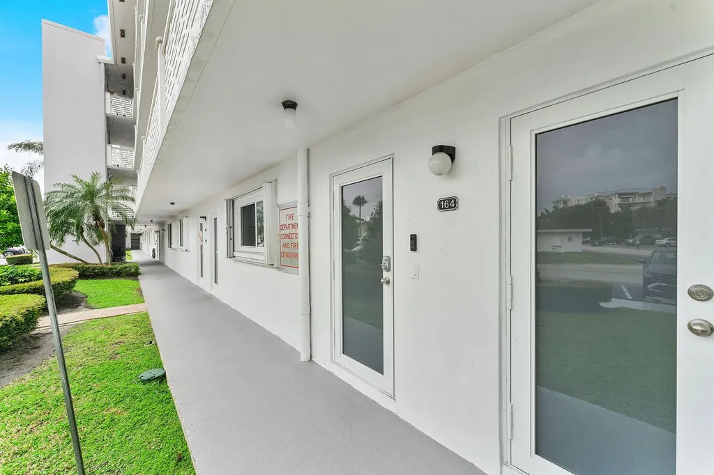 105 NE 19th Avenue Deerfield Beach FL 33441