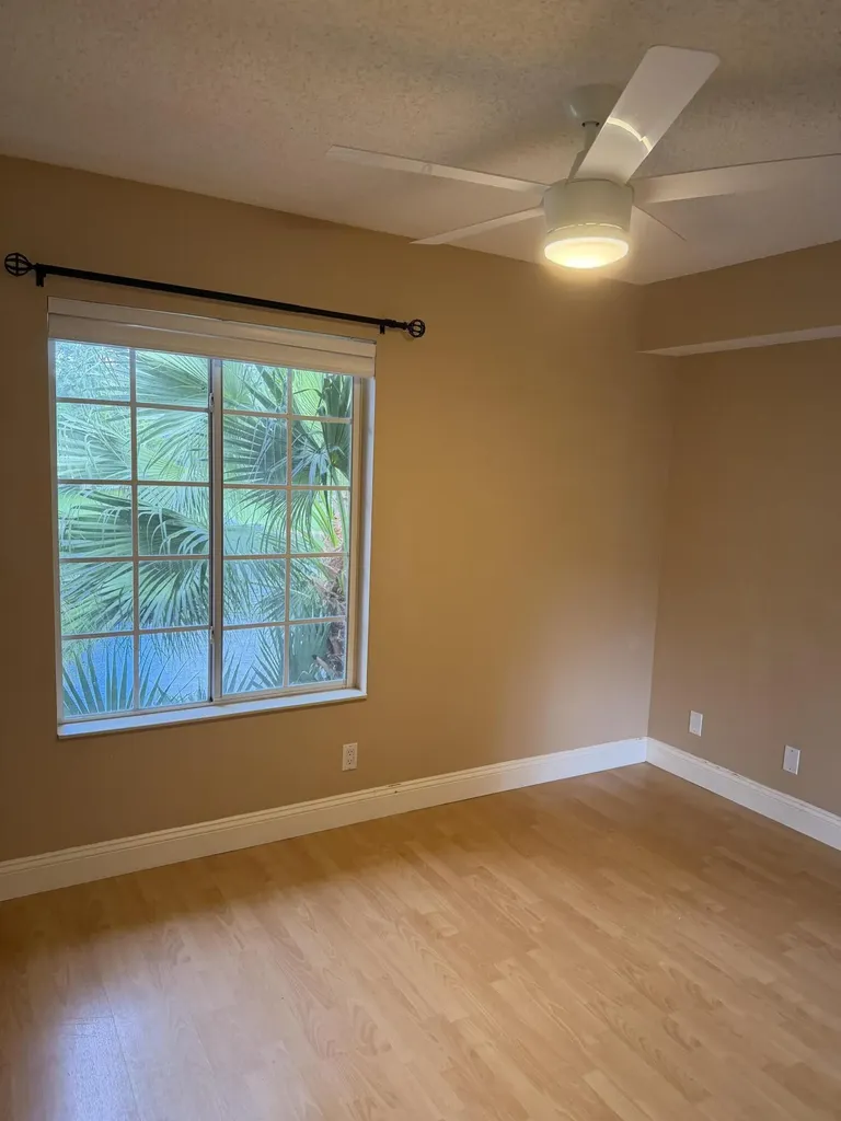13811 Oneida Drive Delray Beach FL 33446