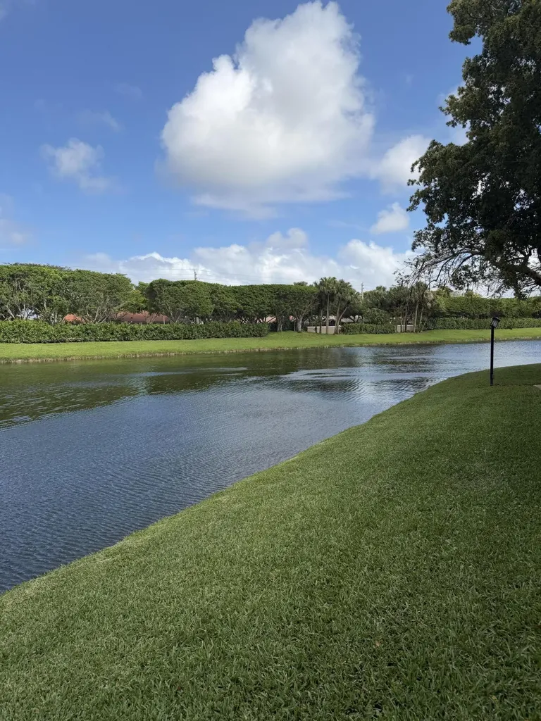 13811 Oneida Drive Delray Beach FL 33446
