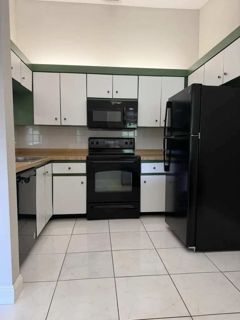 13811 Oneida Drive Delray Beach FL 33446