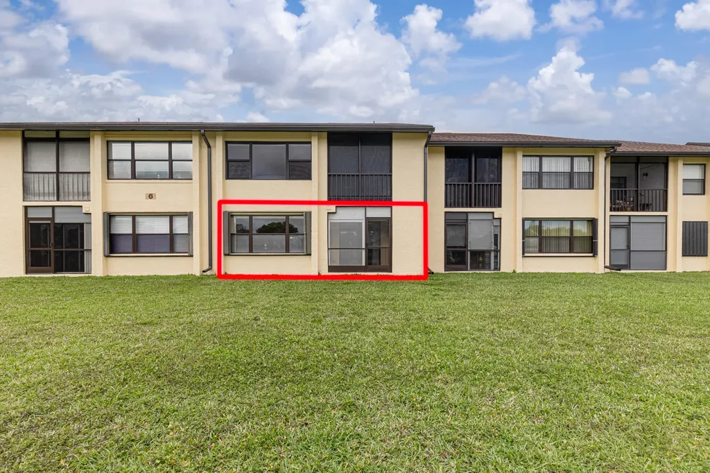 4702 E Lucerne Lakes Boulevard Boulevard E Lake Worth FL 33467