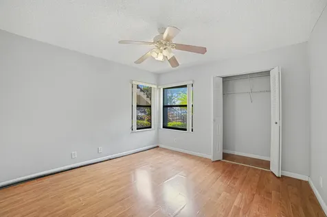 4702 E Lucerne Lakes Boulevard Boulevard E Lake Worth FL 33467
