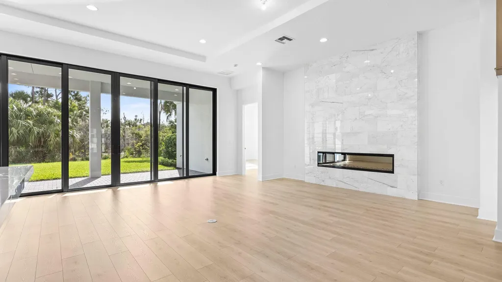 13290 Artisan Circle Palm Beach Gardens FL 33418