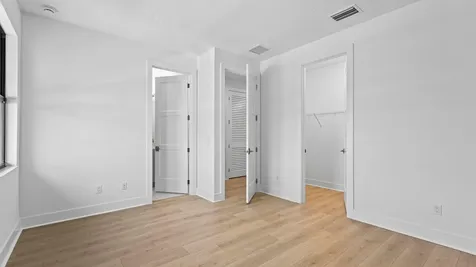 13290 Artisan Circle Palm Beach Gardens FL 33418