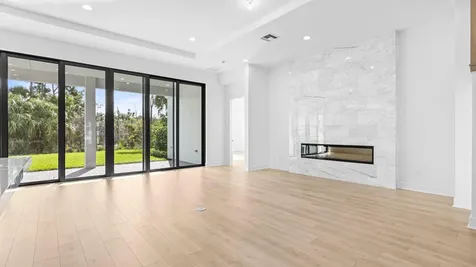 13290 Artisan Circle Palm Beach Gardens FL 33418