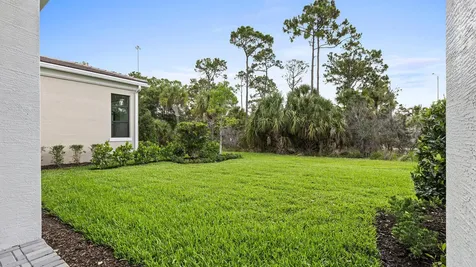 13290 Artisan Circle Palm Beach Gardens FL 33418