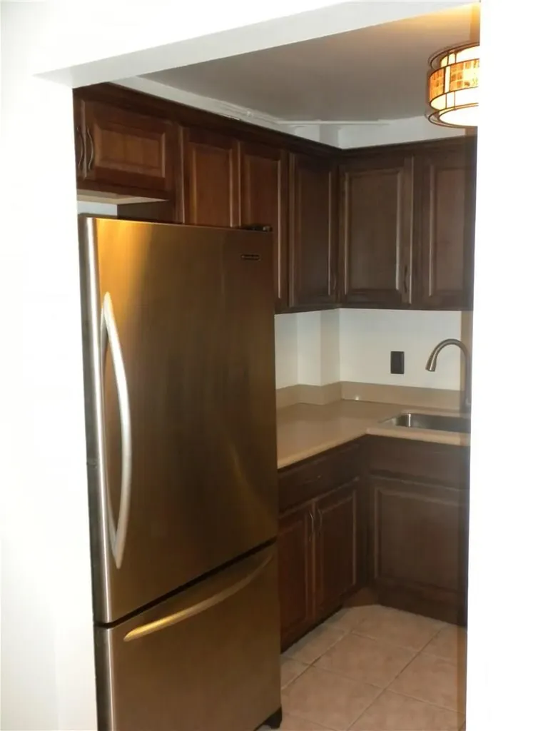 16950 W Dixie Highway North Miami Beach FL 33160