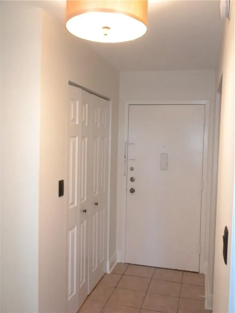 16950 W Dixie Highway North Miami Beach FL 33160