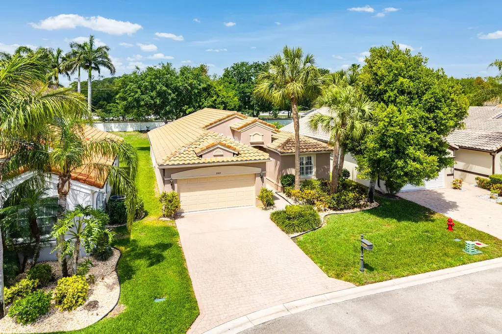 9989 Torino Drive Lake Worth FL 33467