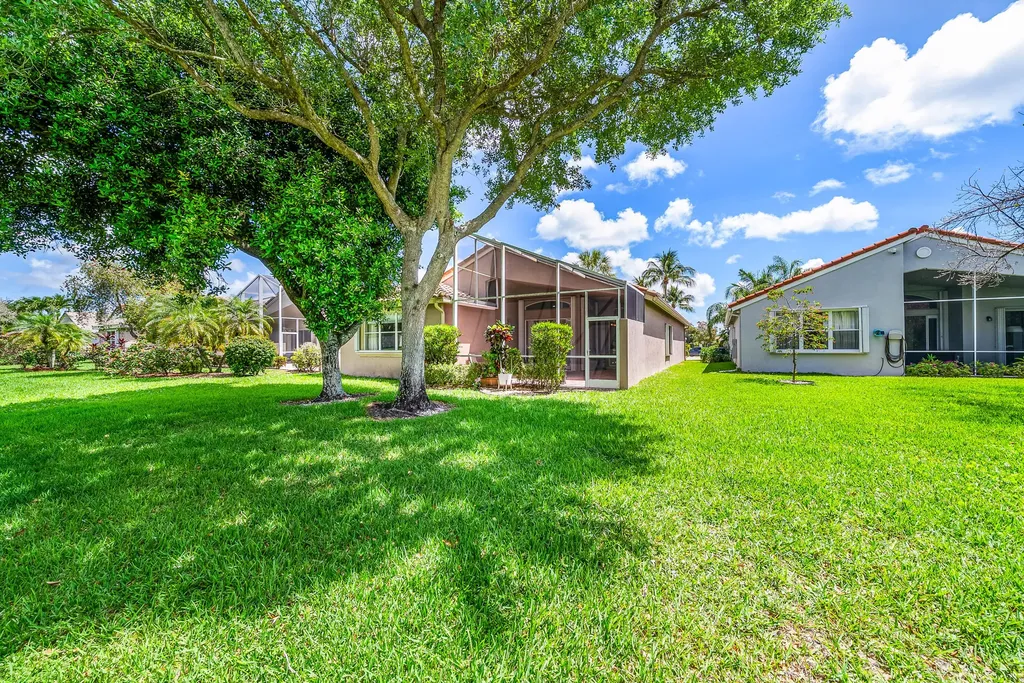 9989 Torino Drive Lake Worth FL 33467