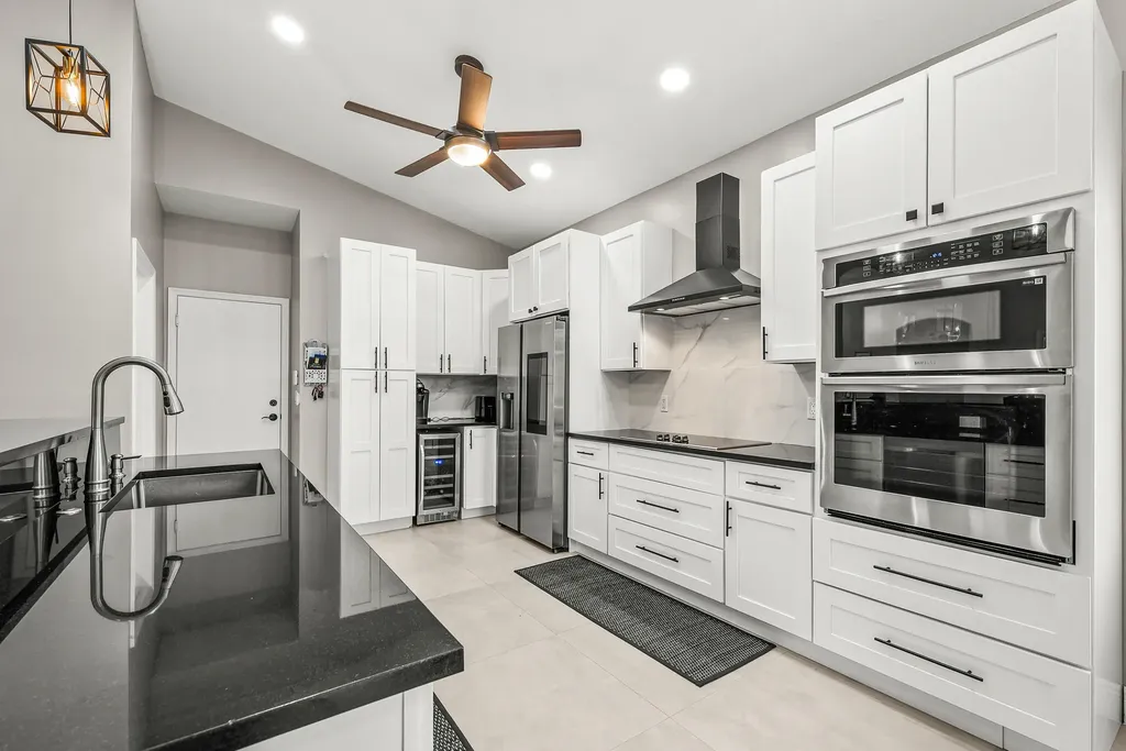 9989 Torino Drive Lake Worth FL 33467