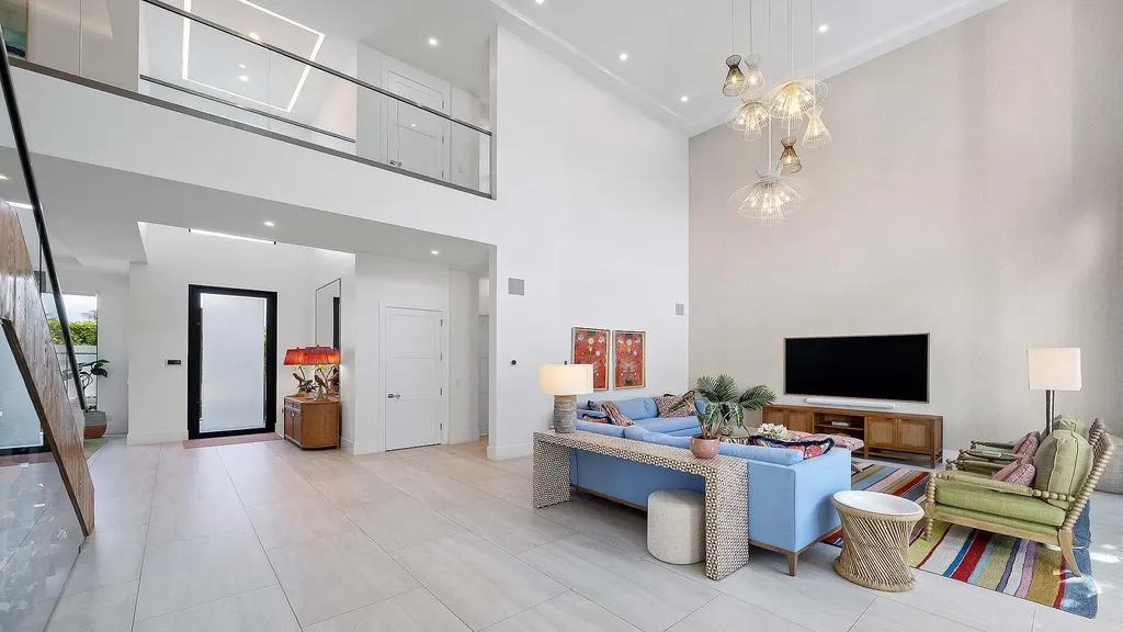 254 NE 4th Street Boca Raton FL 33432