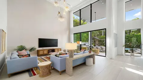 254 NE 4th Street Boca Raton FL 33432