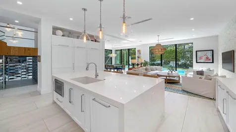 254 NE 4th Street Boca Raton FL 33432