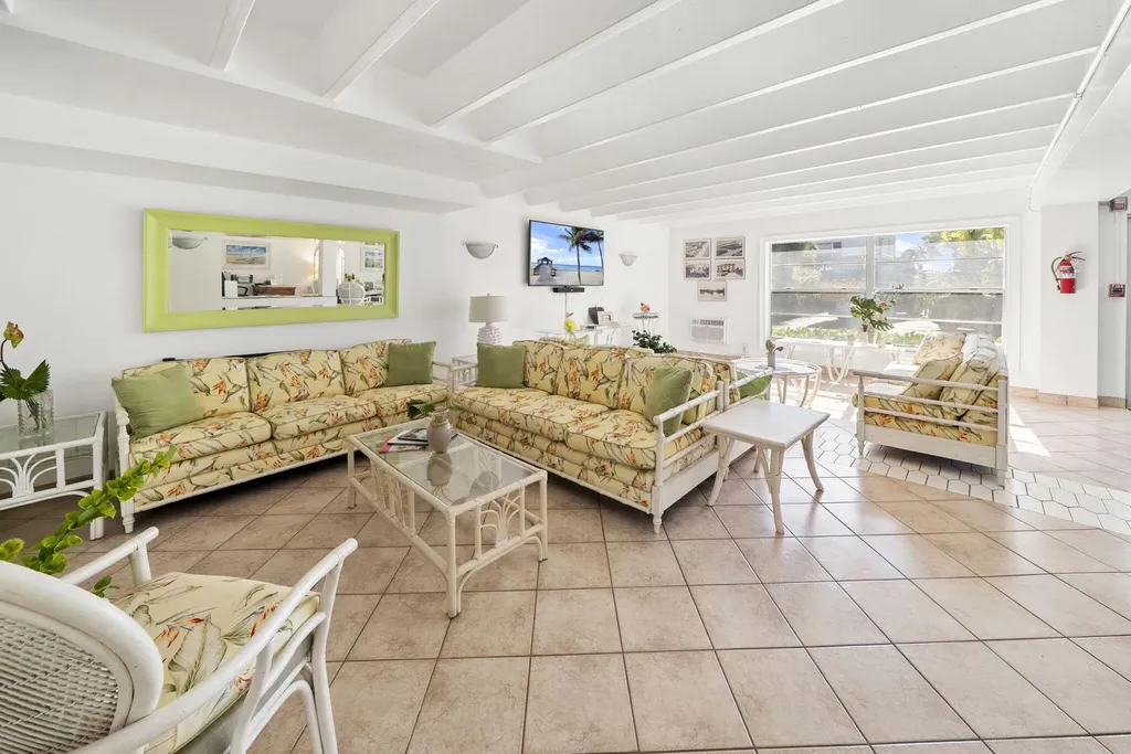 4001 S Ocean Boulevard South Palm Beach FL 33480